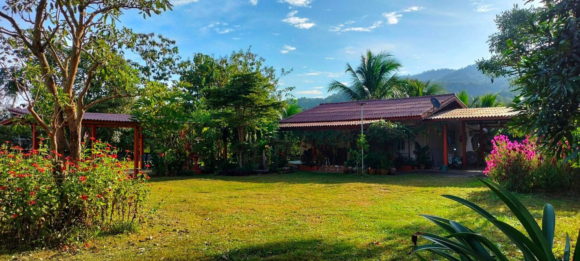 Pimpisa Garden พิมพิศา การ์เด้นท์ Villa Khuang Kom Exterior photo