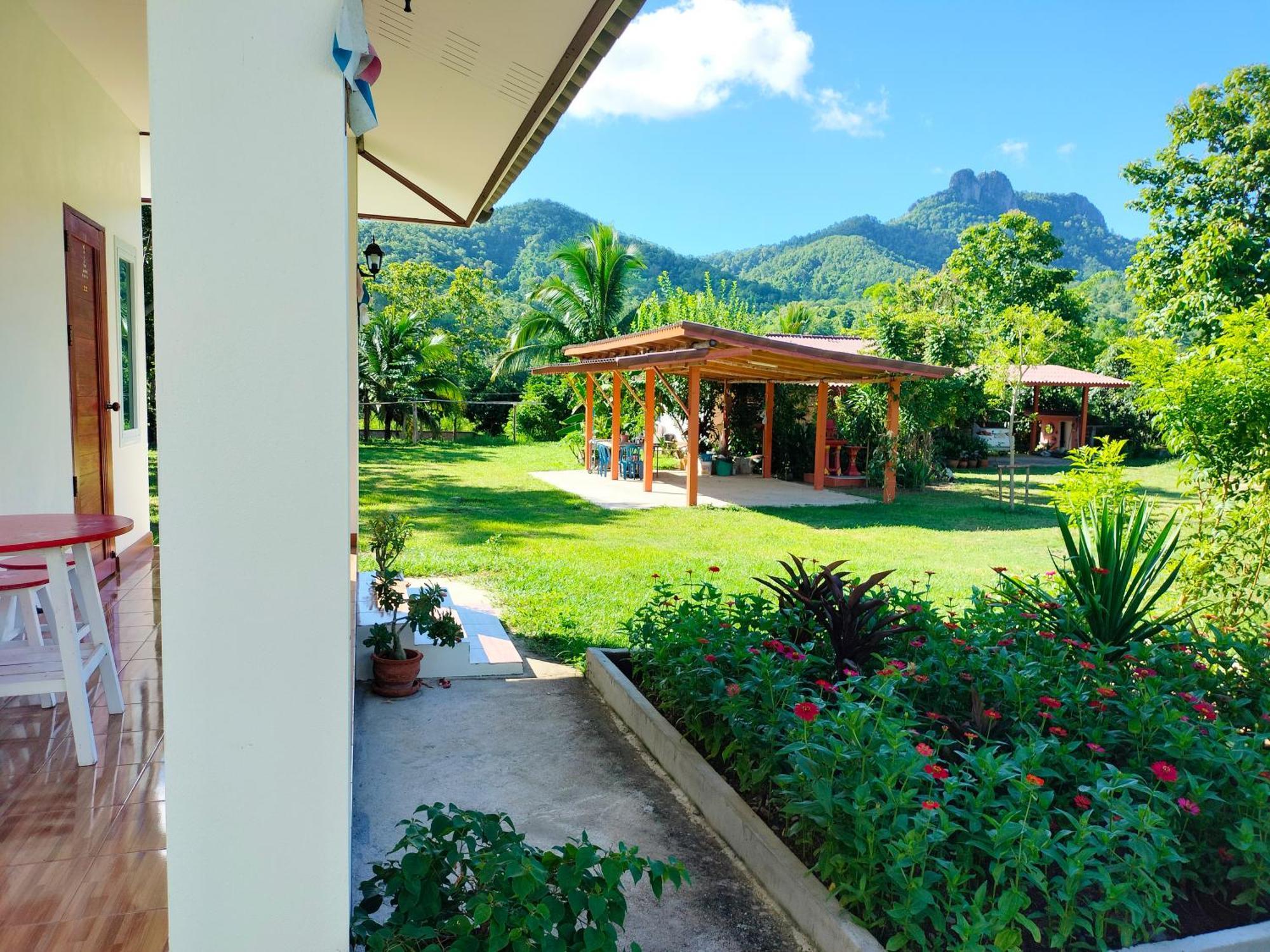 Pimpisa Garden พิมพิศา การ์เด้นท์ Villa Khuang Kom Exterior photo